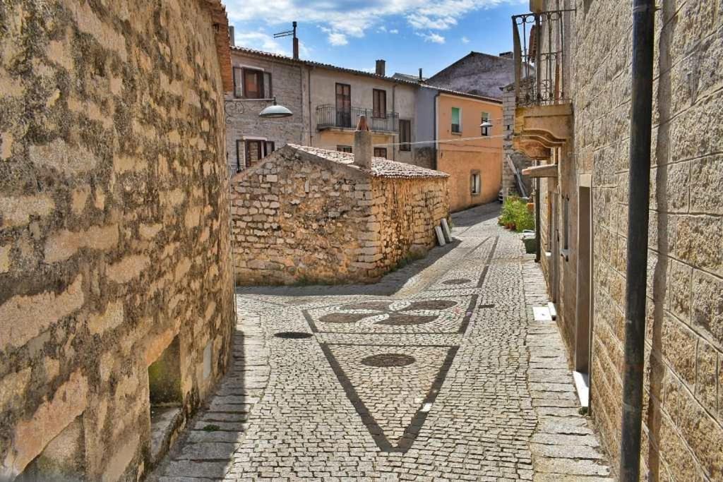 La Casedda Di Zietta Aggius Экстерьер фото